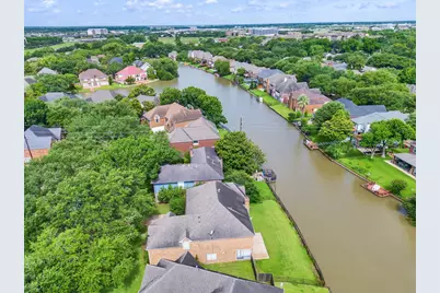 1127 Gloria Court, Sugar Land, TX 77478 - Photo 5