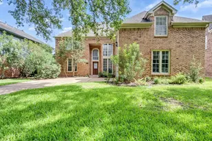 1127 Gloria Ct, Sugar Land, TX 77478 - Photo 9