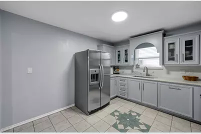 19096 County Road 669F, Alvin, TX 77511 - Photo 9