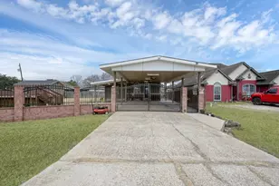 19096 County Rd 669F, Alvin, TX 77511 - Photo 25