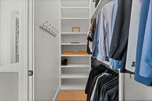 1026 Traweek St, Houston, TX 77055 - Photo 33