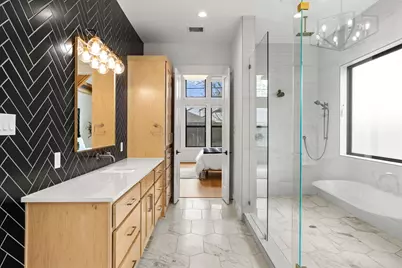 1026 Traweek Street, Houston, TX 77055 - Photo 29