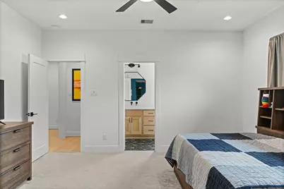 1026 Traweek Street, Houston, TX 77055 - Photo 37