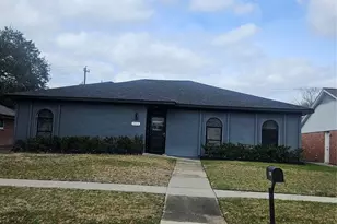 2012 Sunset Ct N, League City, TX 77573 - Photo 1