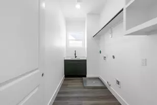 1304 Duff Ln, Houston, TX 77022 - Photo 23