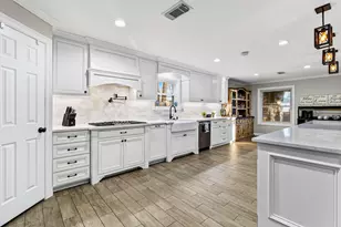 6811 Woodland Oaks, Magnolia, TX 77354 - Photo 11