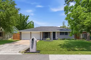 8526 Cedel Dr, Houston, TX 77055 - Photo 3