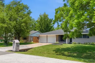 8526 Cedel Dr, Houston, TX 77055 - Photo 1