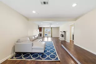 8526 Cedel Dr, Houston, TX 77055 - Photo 13