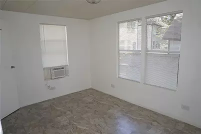 10970 Maywood Street, Willis, TX 77318 - Photo 9