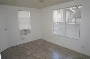 10970 Maywood St, Willis, TX 77318 - Photo 9
