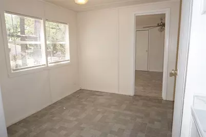 10970 Maywood Street, Willis, TX 77318 - Photo 15