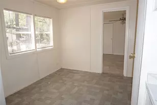 10970 Maywood St, Willis, TX 77318 - Photo 15