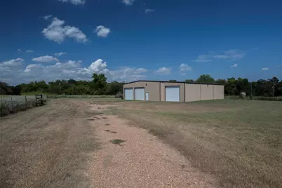 12412 E Ueckert Road, Bellville, TX 77418 - Photo 13