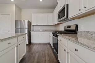 16470 Honeysuckle Hill Dr, Conroe, TX 77303 - Photo 7