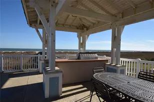 4231 Pointe W, Galveston, TX 77554 - Photo 35