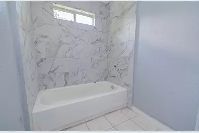 1016 Apache Street, Houston, TX 77022 - Photo 13