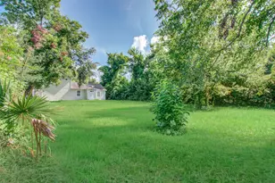 1016 Apache St, Houston, TX 77022 - Photo 37
