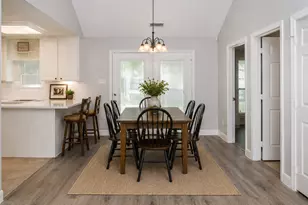606 S Pine St, Tomball, TX 77375 - Photo 5
