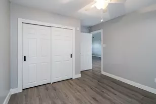 606 S Pine St, Tomball, TX 77375 - Photo 21