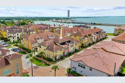 26 W Oaks Drive, Houston, TX 77058 - Photo 27