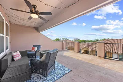26 W Oaks Drive, Houston, TX 77058 - Photo 25