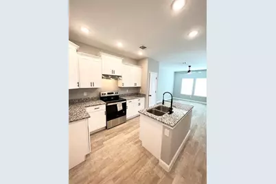 8006 Bowen Street #A, Houston, TX 77051 - Photo 5