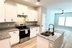 8006 Bowen St, Houston, TX 77051 - Photo 5