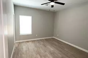 8006 Bowen St, Houston, TX 77051 - Photo 15