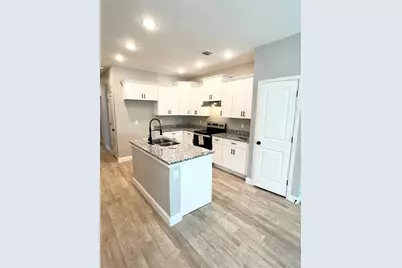 8006 Bowen Street #A, Houston, TX 77051 - Photo 7
