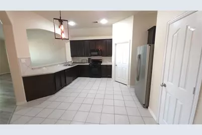 24503 Lakecrest Bend Drive, Katy, TX 77493 - Photo 9