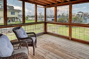 1219 Pilot Ln, Galveston, TX 77554 - Photo 11