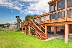 1219 Pilot Ln, Galveston, TX 77554 - Photo 9