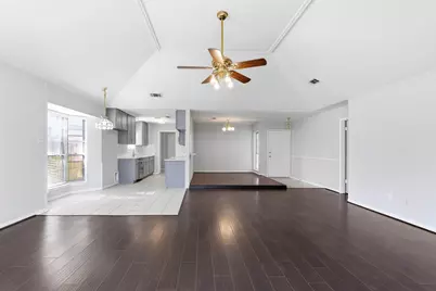 6807 Falling Waters Drive, Spring, TX 77379 - Photo 7