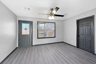 4406 Edison St, Houston, TX 77009 - Photo 5