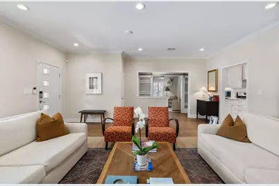 9605 Cedardale Drive, Houston, TX 77055 - Photo 7