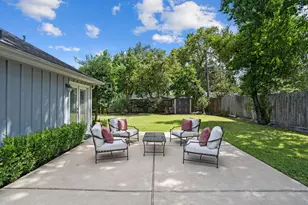 9605 Cedardale Dr, Houston, TX 77055 - Photo 21