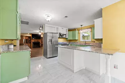 205 Jefferson Davis, Livingston, TX 77351 - Photo 7