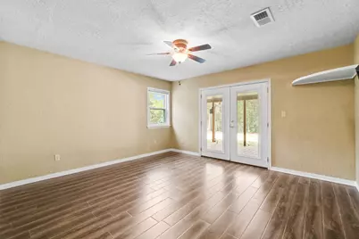 205 Jefferson Davis, Livingston, TX 77351 - Photo 15