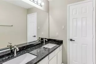 11405 Starlight Bay St, Pearland, TX 77584 - Photo 31