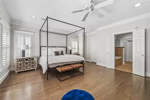 626 E 12th St, Houston, TX 77008 - Photo 23