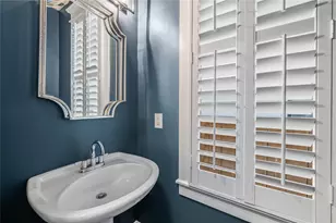 626 E 12th St, Houston, TX 77008 - Photo 21