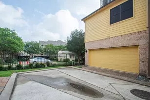 9120 Lakes at 610 Dr, Houston, TX 77054 - Photo 33