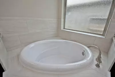 4710 Prairie Springs Lane, Rosharon, TX 77583 - Photo 35