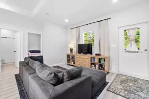 161 Seminole Cir, Onalaska, TX 77360 - Photo 3