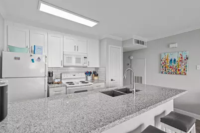 9520 Seawall Boulevard #205, Galveston, TX 77554 - Photo 17