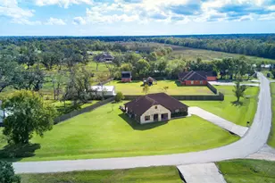 269 County Rd 840, Angleton, TX 77515 - Photo 27