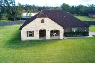 269 County Rd 840, Angleton, TX 77515 - Photo 25