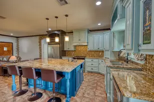 269 County Rd 840, Angleton, TX 77515 - Photo 13