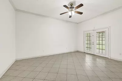 10535 Emnora Lane, Houston, TX 77043 - Photo 7